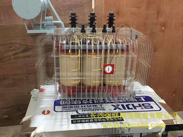 三相油浸式电力变压器模型